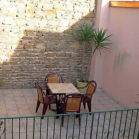 L'ostalou Hotell